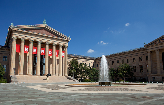 Use your Penn ID to receive a student discount into the iconic Philadelphia Museum of Art. (Photo Credit: Photo by Paul Loftland for PHLCVB)